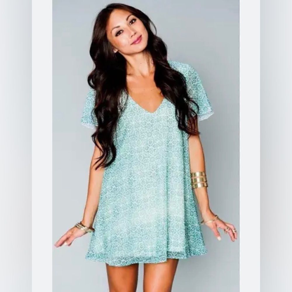 Show Me Your Mumu Kylie Mini Dress Elegant, feminine, light & flowy! Size Small